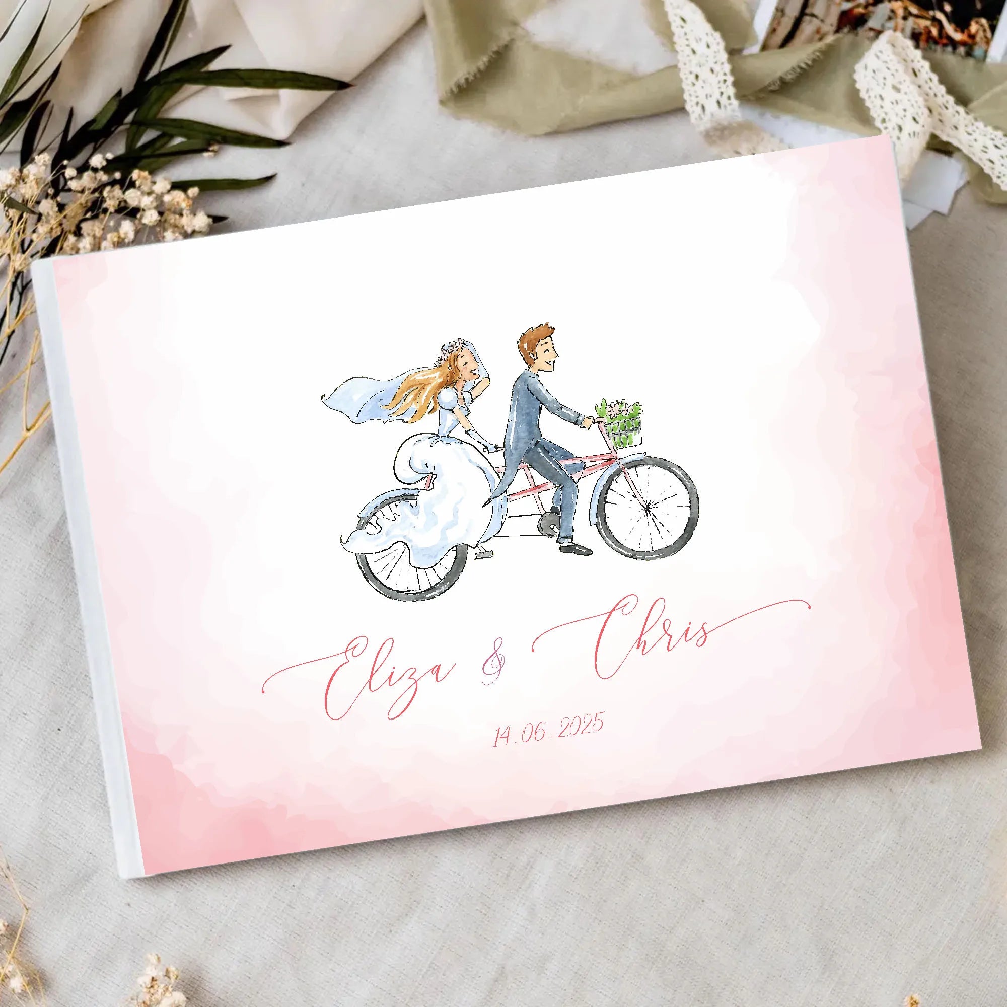 Personalized Wedding White Guest Book, Custom Elegant Mr and Mrs, Wedding Decoration, Message Book, Album Photo, Mariage Gifts